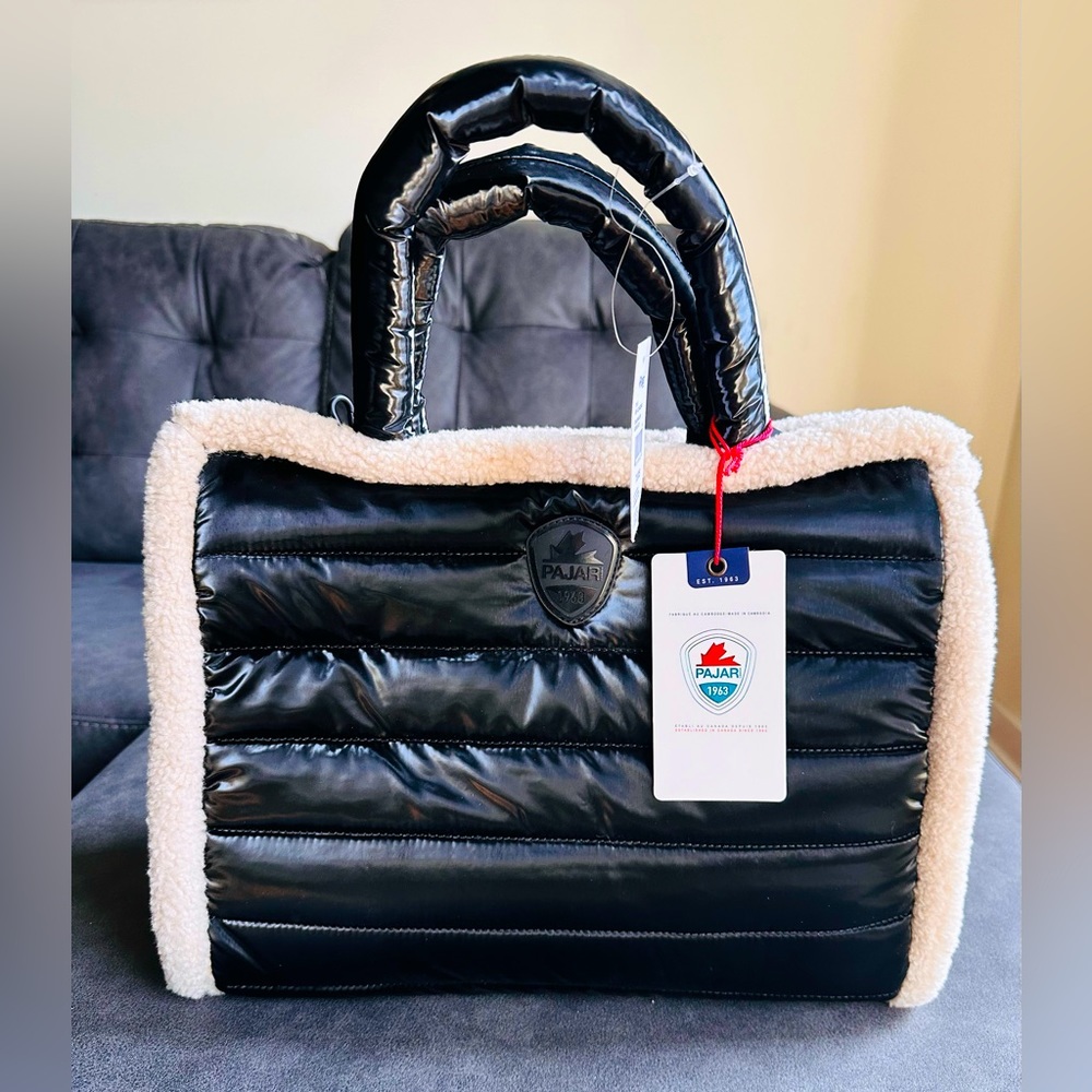 PAJAR tote. Sherpa trim.NWT.Packages & wrappings in place. It’s a great size ⬇️